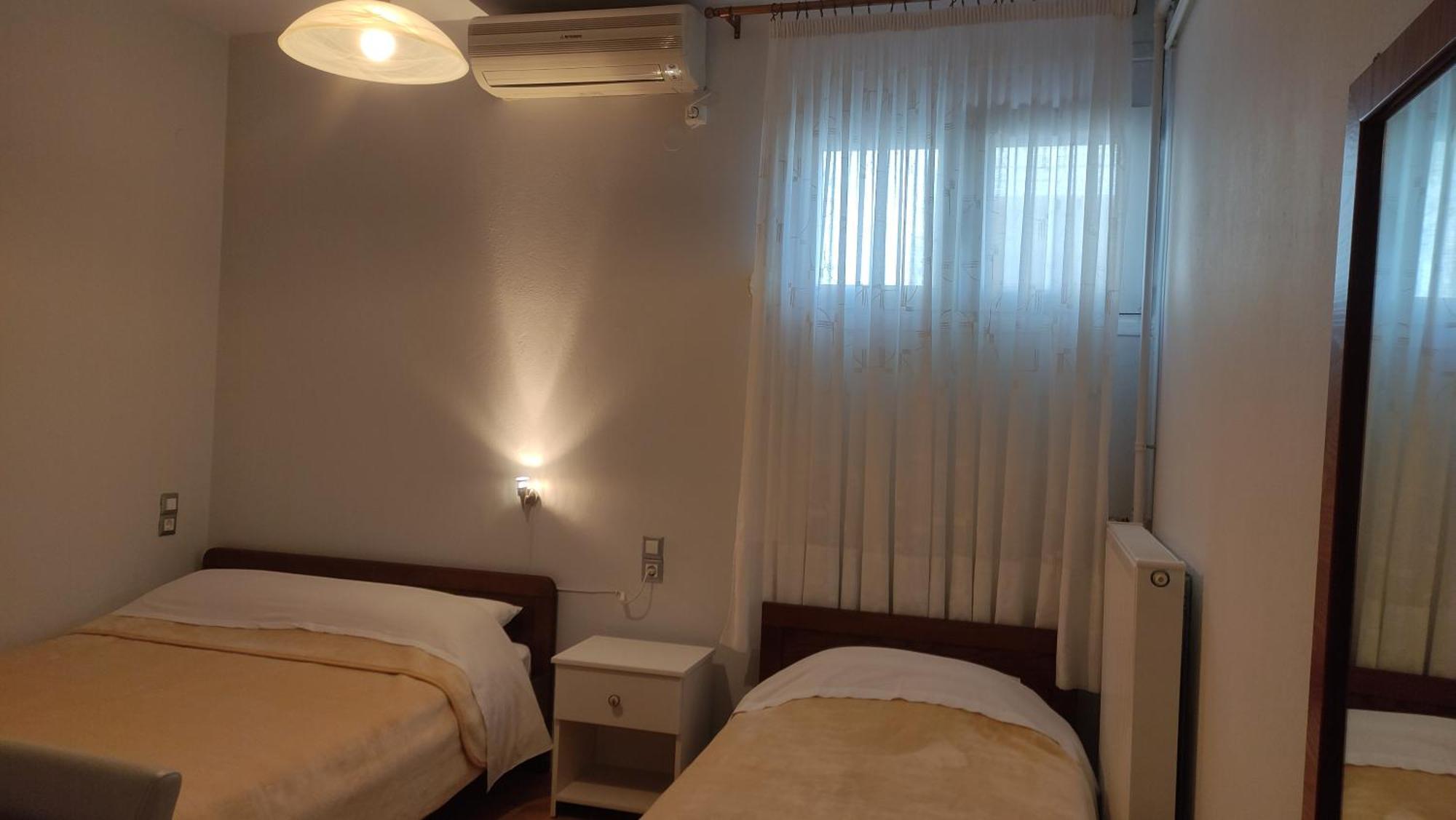 Eleni'S Rooms Ioannina Ngoại thất bức ảnh
